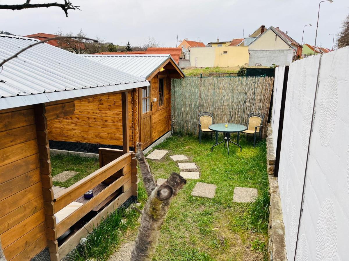 Chatky Daniel-Mikulov, A Private Campsite Just For You Экстерьер фото