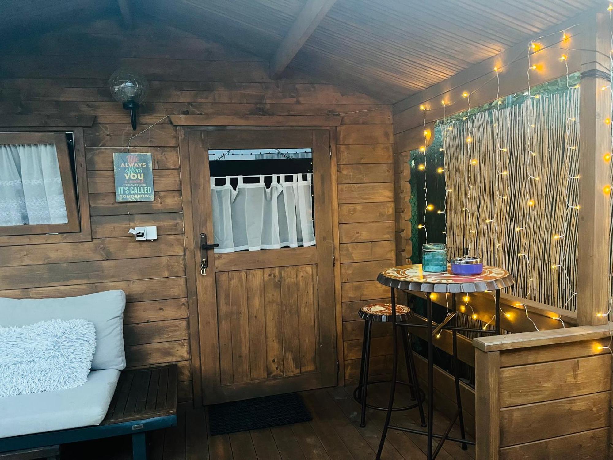 Chatky Daniel-Mikulov, A Private Campsite Just For You Экстерьер фото